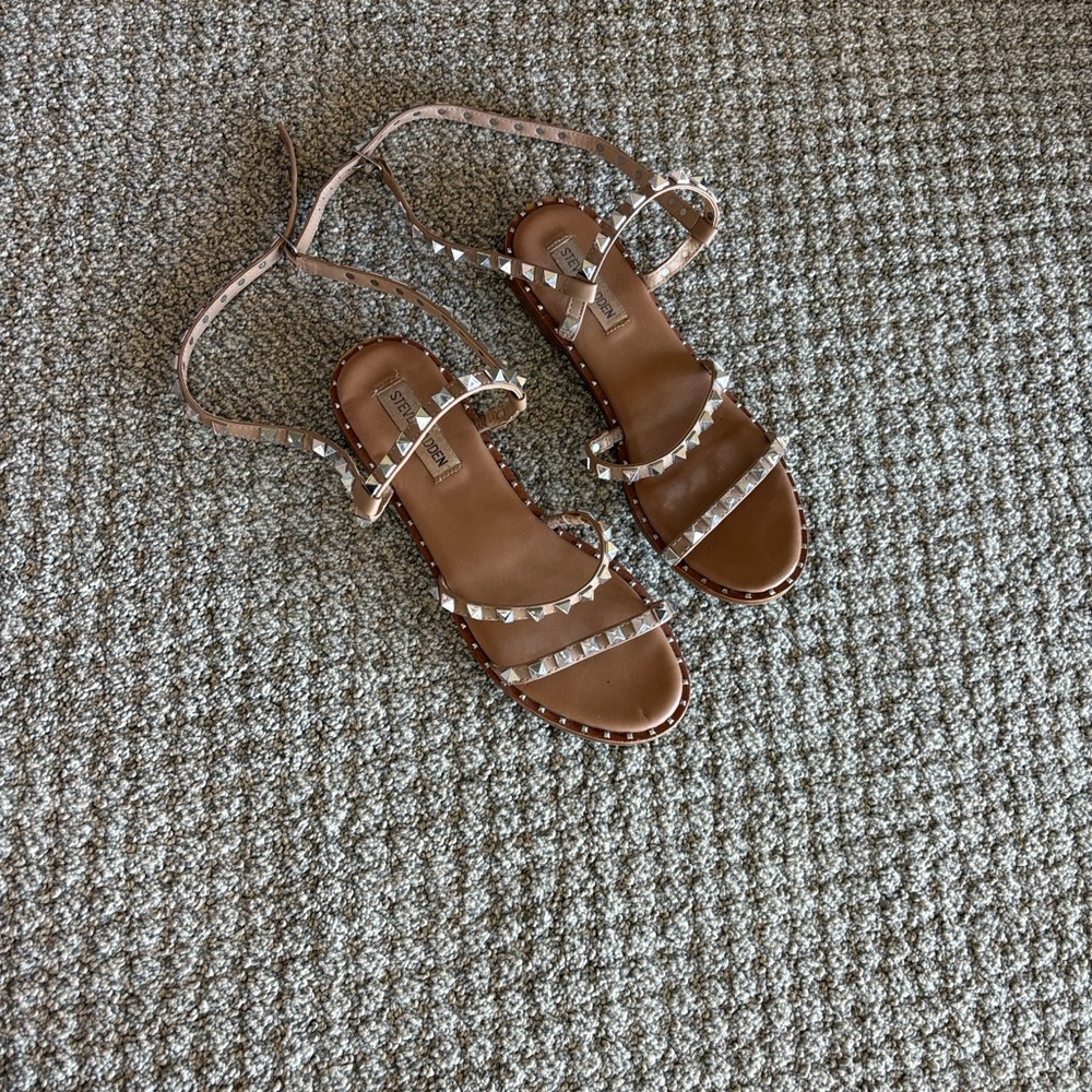 Steve Madden Brown Studded Sandals